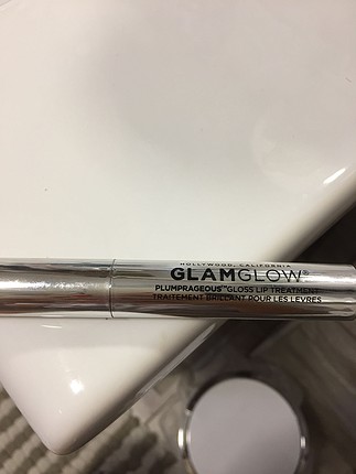 Sephora Sephoradan alındı. Dudak dolgunlaştırıcı