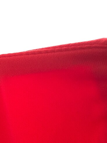 36 Beden kırmızı Renk PreLoved Kısa Elbise %70 İndirimli.