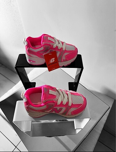 20 Beden pembe Renk New Balance 530