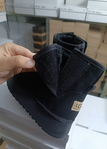 Siyah Platform Cırtlı UGG Çocuk 