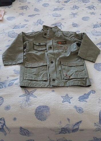 C&A marka mevsimlik Mont
