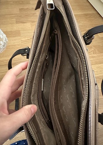 Bej Deri Kadın Çanta Siyah Tokalı - Görsel 5