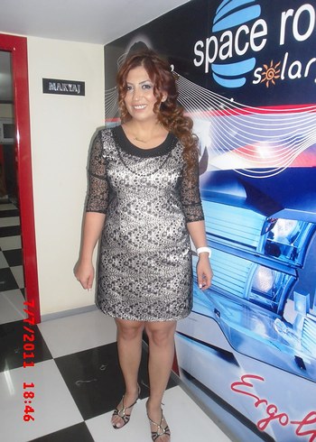 Siyah Dantel Detaylı Midi Elbise - Görsel 3