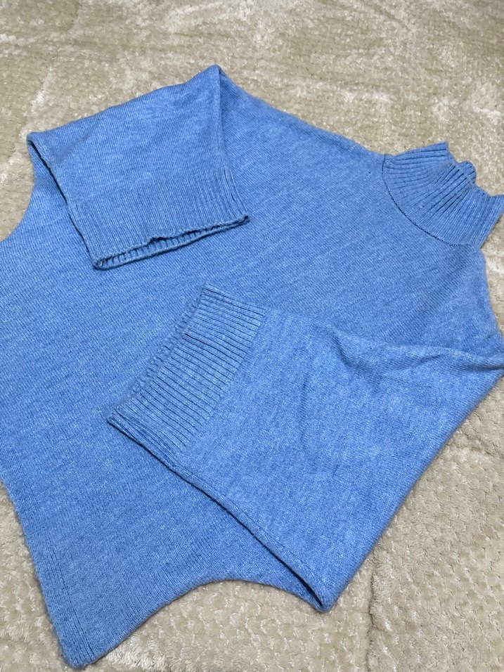 Mavi Boğazlı Örgü Kadın Kazak - Görsel 2