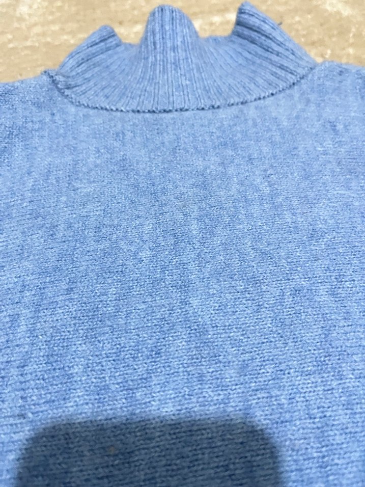 Mavi Boğazlı Örgü Kadın Kazak - Görsel 3