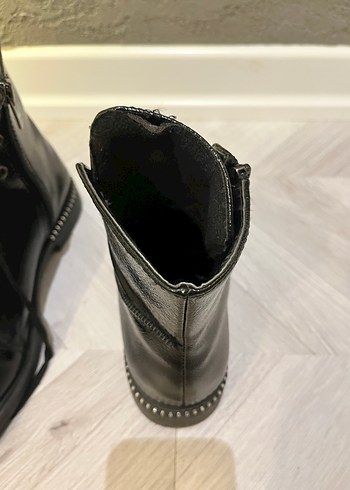 Kadın Taşlı Bot - Görsel 3