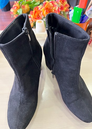 Siyah Süet Şık Bot - Görsel 2