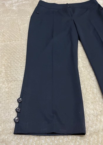 Düğmeli Lacivert Midi Kadın Pantolon - Görsel 3