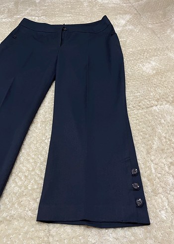 Düğmeli Lacivert Midi Kadın Pantolon - Görsel 4