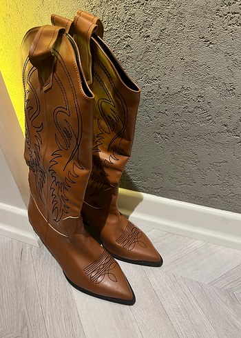 Kahverengi Deri Kadın Çizme - Görsel 2