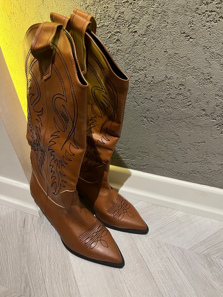 Kahverengi Deri Kadın Çizme - Görsel 2