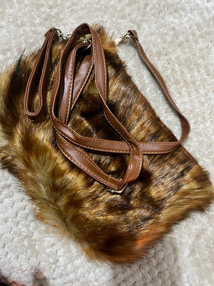 Kahverengi Kürklü Zebra Desenli Kadın Çanta - Görsel 2