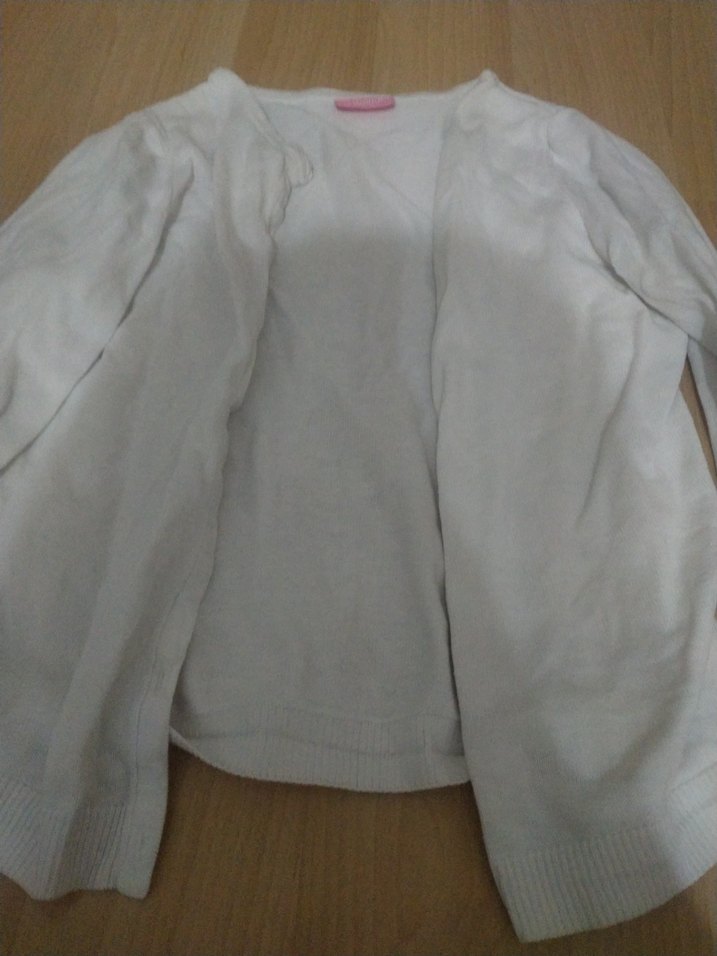 Beyaz hırka - Görsel 3