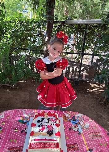 Diğer Minnie mouse kostumu