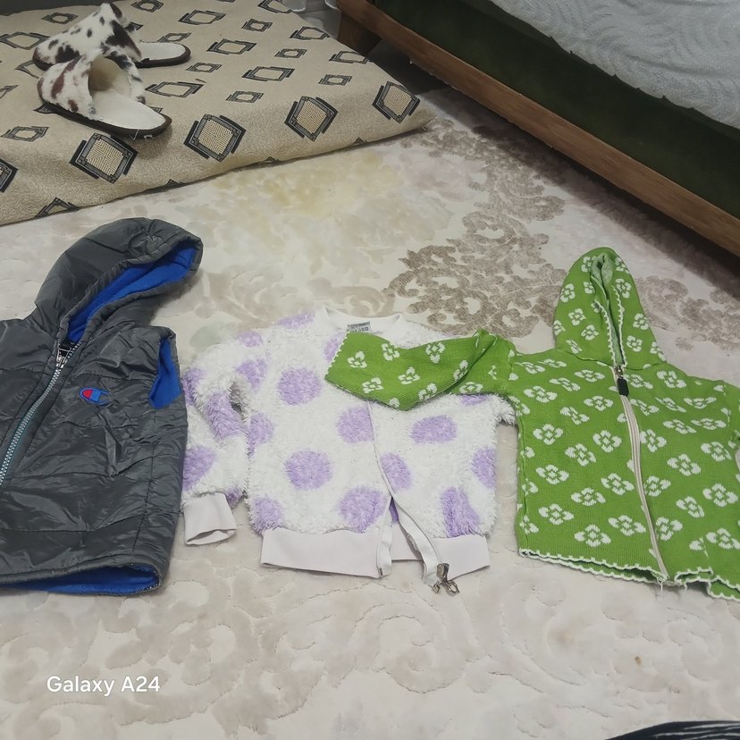 Çocuklar için Renkli Bağlama Desenli Polar Kapüşonlu - Görsel 2