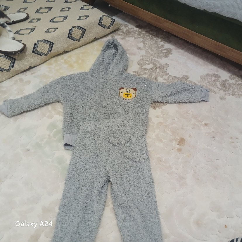 Kapüşonlu Erkek Çocuk Gri Bornoz Tulum - Görsel 2