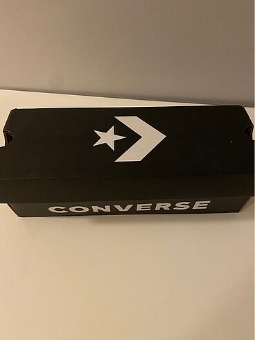 37,5 Beden kırmızı Renk Converse