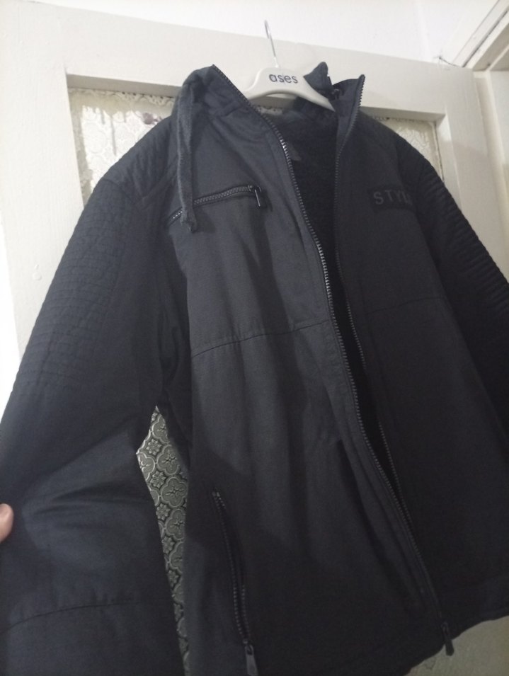 Siyah Fermuarlı Kapüşonlu Erkek Ceket - Görsel 3