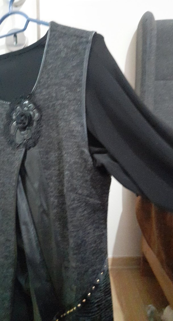 Siyah Drapeli Uzun Gotik Elbise - Görsel 3