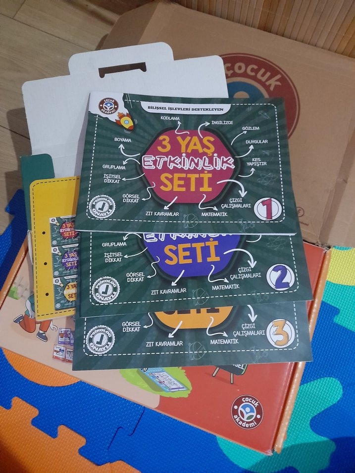 3 Yaş Etkinlik Seti - İlkadım Akıllı Düğmeler - Görsel 4
