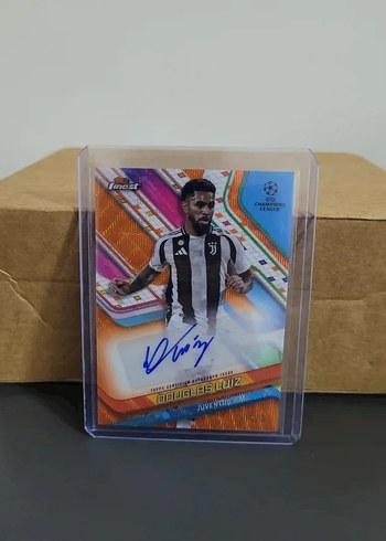 Douglas Luiz /25 İmza