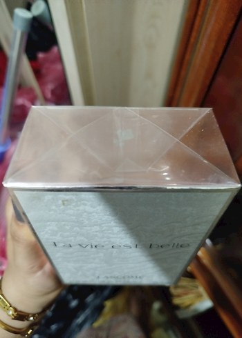 Lancome La Vie Est Belle Kadın Parfümü 75 ml - Görsel 2