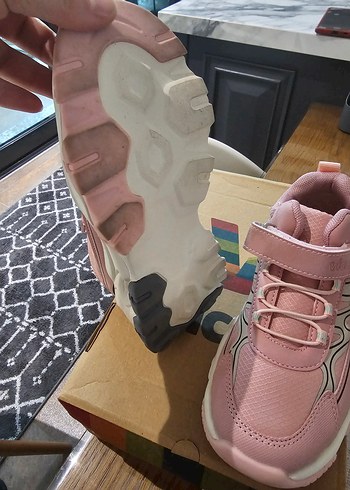 Kız Çocuk Pembe Velcro Spor Ayakkabı - Görsel 3