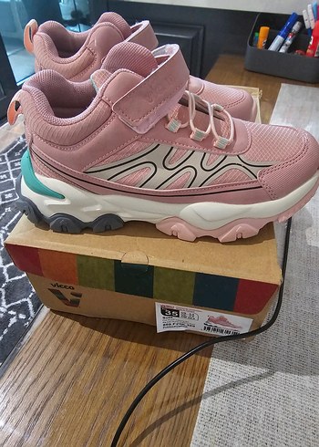 Kız Çocuk Pembe Velcro Spor Ayakkabı - Görsel 2