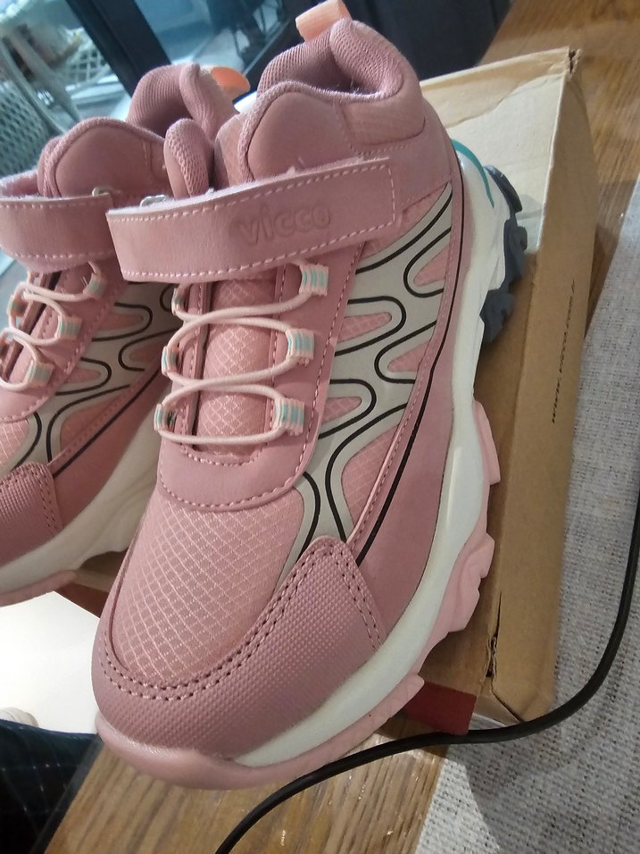 Kız Çocuk Pembe Velcro Spor Ayakkabı - Görsel 5