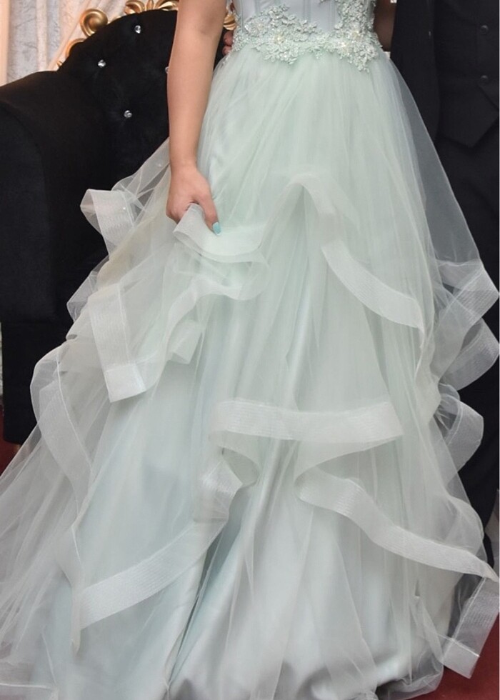 Prenses model nişan elbisesi - Görsel 2