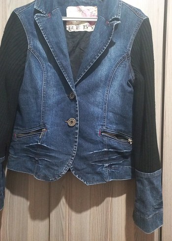 Diğer Düğmeli Koyu Mavi Kadın Denim Ceket