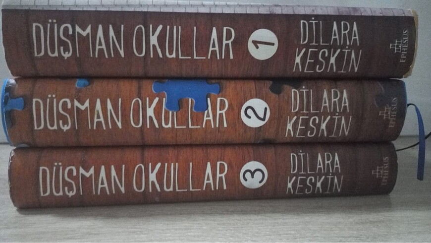  Düşman okullar kitap serisi ciltli