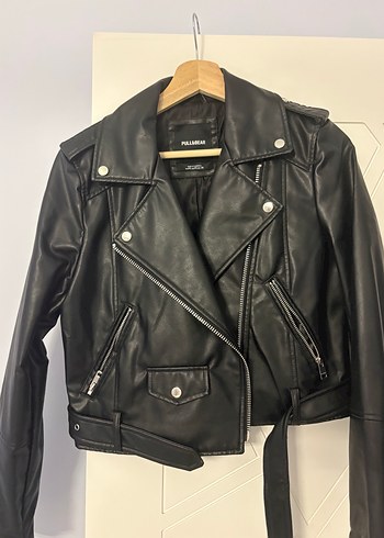 Pull and Bear Sehirli Siyah Deri Biker Ceket