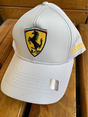 İthal Ferrari Şapka