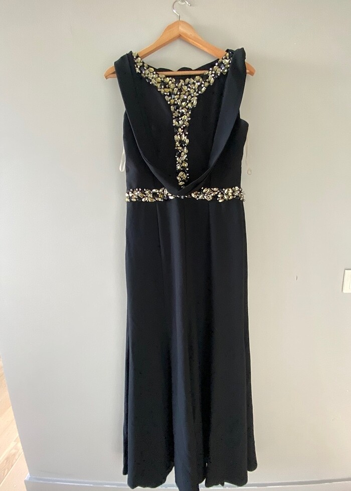 Çok şık gece elbisesi - Görsel 2