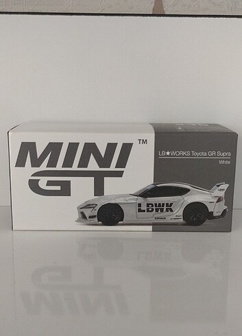 Mini gt Toyota Supra 
