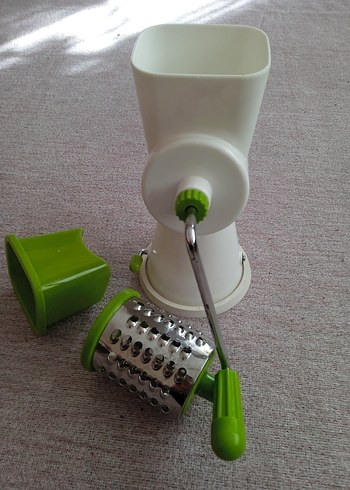 Beden Renk Diger Yeşil ve Gri Mutfak Rende