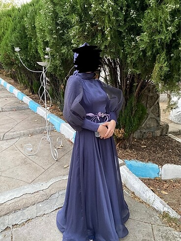 Tesettür abiye hennin marka