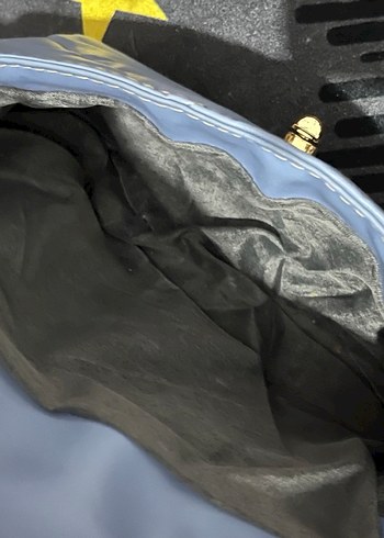 Mavi Zincir Detaylı Deri Kadın Çanta - Görsel 3