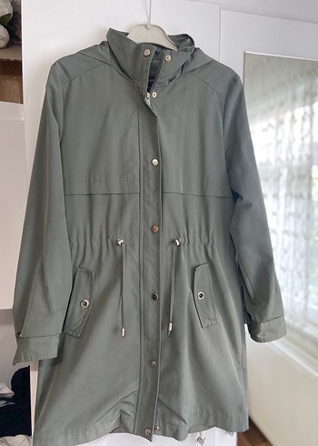 Yeşil yağmurluk - Görsel 2