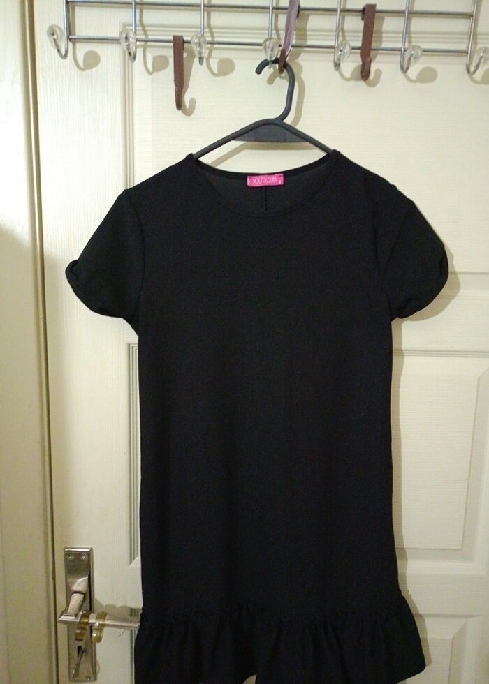 Kısa günlük siyah elbise - Görsel 3