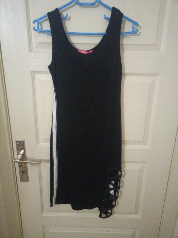 Siyah V Yaka Midi Mini Elbise - Görsel 3