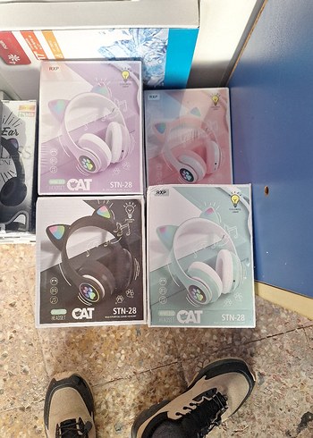 Çok Renkli Kablosuz Kulaklıklar - Görsel 2