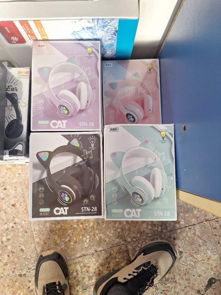 Çok Renkli Kablosuz Kulaklıklar - Görsel 2