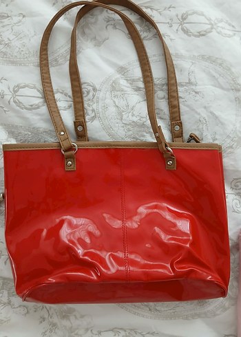 Kırmızı Rugan Püsküllü Kadın Çanta - Görsel 2