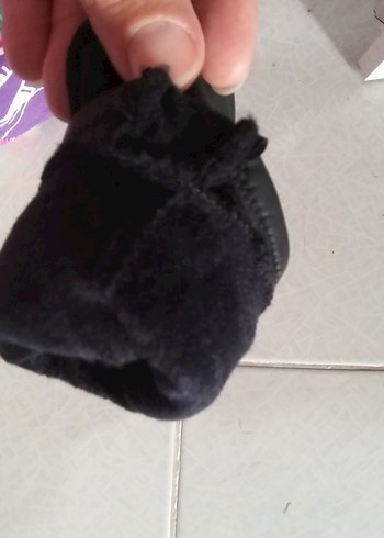 Siyah Çocuk Eldiveni - Görsel 3