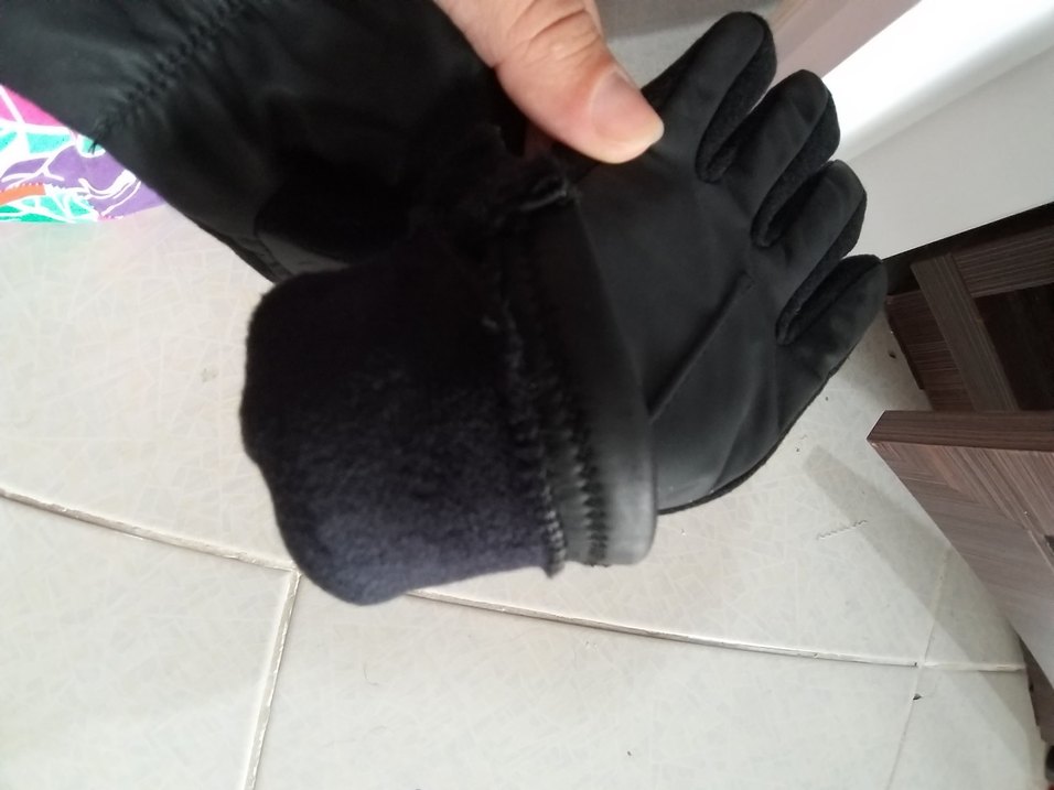 Siyah Çocuk Eldiveni - Görsel 4