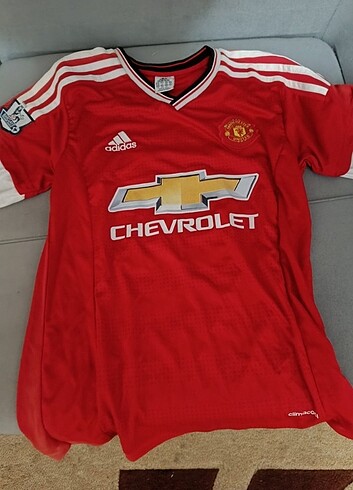 Adidas Manchester United forması 