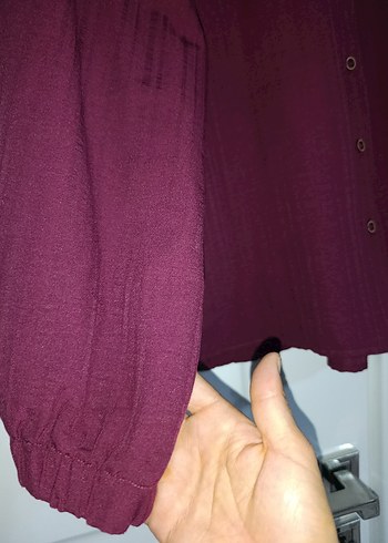 Bordo V Yaka Düğmeli Keten Gömlek - Görsel 2