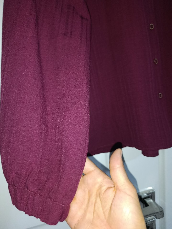 Bordo V Yaka Düğmeli Keten Gömlek - Görsel 2